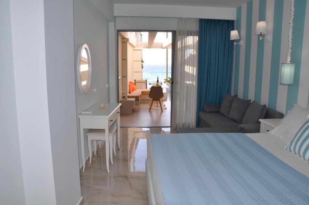 Agios Gordios Beach Resort Eksteriør billede